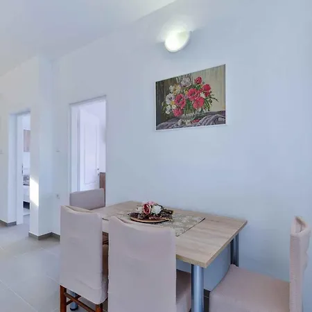 In - Insel 41280 Apartment *