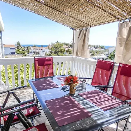 Apartment In - Insel 41280